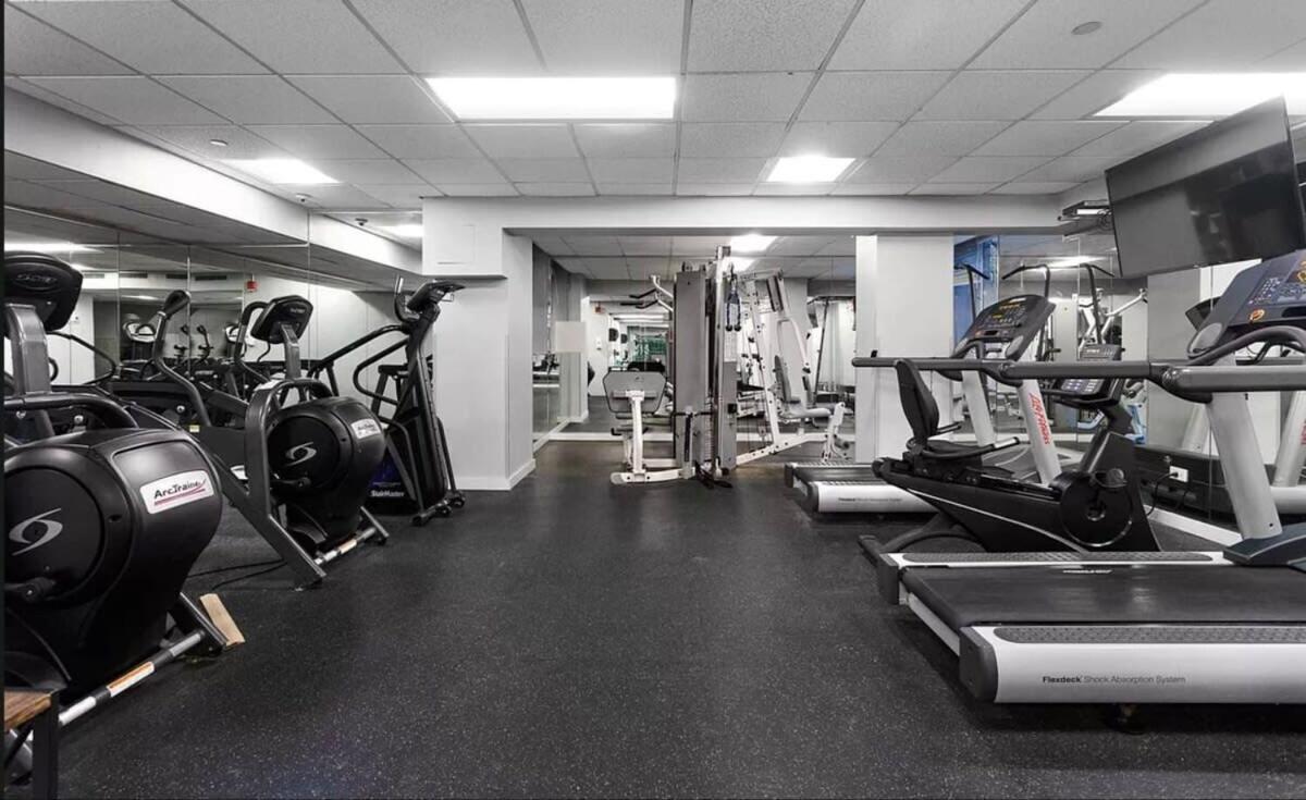73-1503 Newly Reno Uws Doorman Gym Laundry Apartment New York